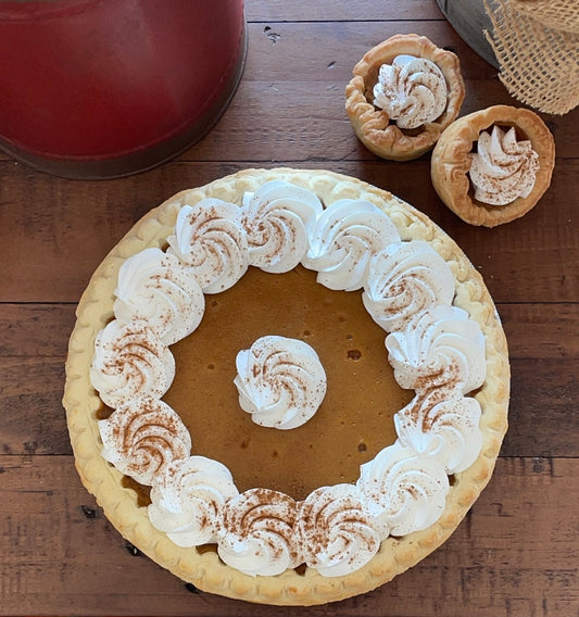 Here’s Why We Eat Pumpkin Pie at Thanksgiving